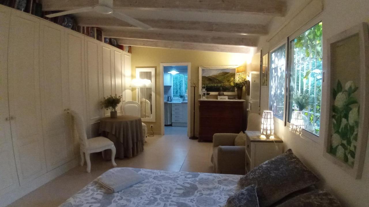 Casa con jardín frente Playa de Burriana Vila Exterior foto