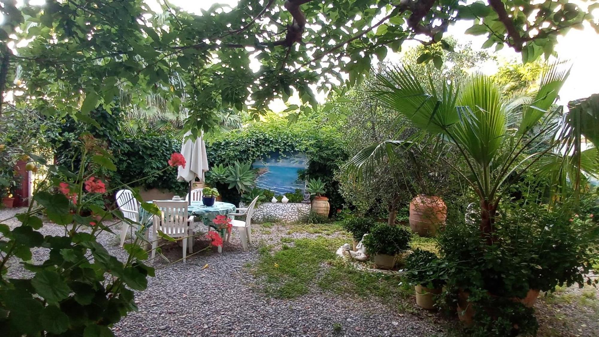 Casa con jardín frente Playa de Burriana Vila Quarto foto