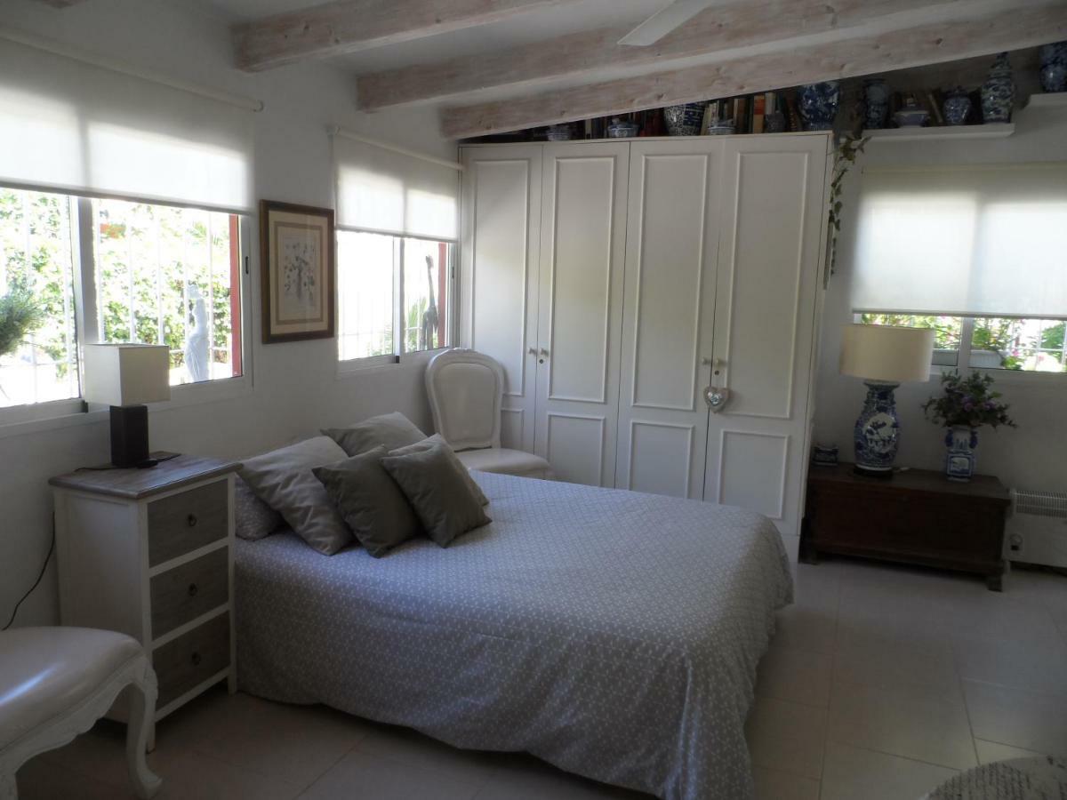 Casa con jardín frente Playa de Burriana Vila Exterior foto
