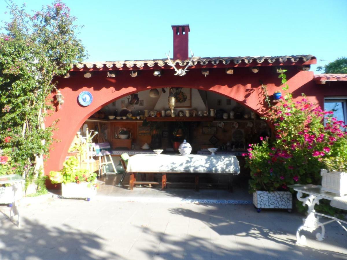 Casa con jardín frente Playa de Burriana Vila Exterior foto